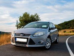 Beige Gebraucht 2012 Ford Focus Titanium Limousine | 3.900 € (Guter Preis)