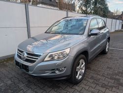 Grau Gebraucht 2009 VW Tiguan Track & Field SUV | 7.999 € (Guter Preis)