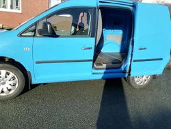 Blau Gebraucht 2008 VW Caddy Van / Kleinbus | 4.500 €