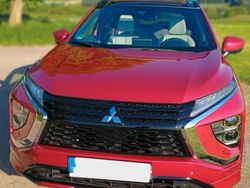 Rot Gebraucht 2022 Mitsubishi Eclipse Top SUV | 25.500 € (Teuer)