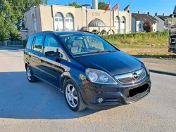 Schwarz Gebraucht 2006 Opel Zafira Van / Kleinbus | 1.658 € (Guter Preis)