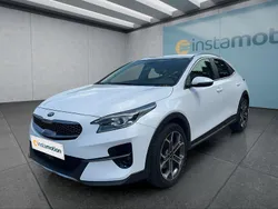 Weiß Gebraucht 2021 Kia XCeed Spirit SUV | 22.199 € (Fairer Preis)