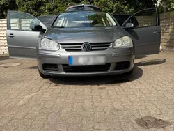 Grau Gebraucht 2005 VW Golf V Limousine | 5.550 € (Etwas zu teuer)