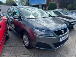 Grau Gebraucht 2011 Seat Alhambra Reference Van / Kleinbus | 10.790 € (Fairer Preis)