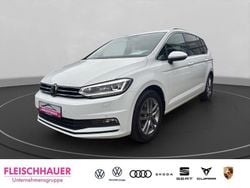 Weiss Gebraucht 2022 VW Touran Highline Van / Kleinbus | 29.990 € (Guter Preis)