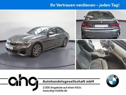 Grau Gebraucht 2021 BMW M340 Sport Line Limousine | 43.660 € (Etwas zu teuer)
