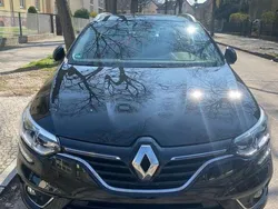 Schwarz Gebraucht 2017 Renault Mégane GrandTour Kombi | 12.800 € (Fairer Preis)