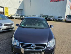 Blau Gebraucht 2008 VW Eos Individual Cabrio | 2.450 €