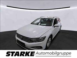 Gletscherweiß metallic Gebraucht 2023 VW Passat Business Kombi | 26.830 € (Fairer Preis)