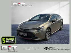 Oxide bronze Gebraucht 2020 Toyota Corolla Team Kombi | 20.990 € (Etwas zu teuer)