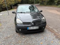 Gebraucht 2003 Renault Clio II Limousine | 800 €