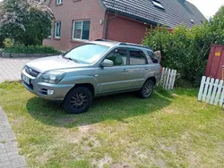 Silber Gebraucht 2009 Kia Sportage SUV | 6.299 € (Fairer Preis)