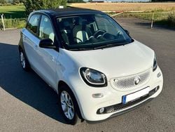 Schwarz Gebraucht 2015 Smart ForFour Kleinwagen | 6.690 € (Fairer Preis)