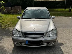 Silber Gebraucht 2005 Mercedes C180 Classic Limousine | 3.450 € (Etwas zu teuer)