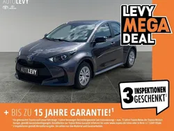 Grey metallic Gebraucht 2022 Toyota Yaris Comfort Kleinwagen | 15.498 € (Guter Preis)