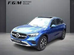 Lack spektralblau Gebraucht 2024 Mercedes GLC200 Avantgarde SUV | 52.770 € (Fairer Preis)
