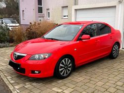 Rot Gebraucht 2007 Mazda 3 Limousine | 3.300 € (Etwas zu teuer)