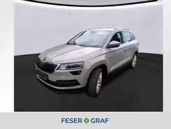 Steel grau Gebraucht 2020 Skoda Karoq Style SUV | 21.457 € (Fairer Preis)
