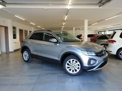 Pyritsilbermetallic Neu 2025 VW T-Roc SUV | 28.490 € (Guter Preis)