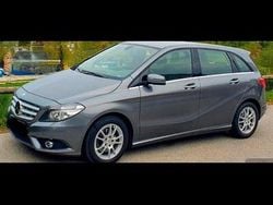 Grau Gebraucht 2013 Mercedes B200 Van / Kleinbus | 7.800 € (Guter Preis)
