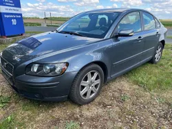 Grau Gebraucht 2004 Volvo S40 Kinetic Limousine | 1.599 € (Fairer Preis)