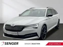 Weiß Gebraucht 2020 Skoda Superb SportLine Kombi | 25.480 € (Fairer Preis)