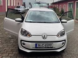 Weiß Gebraucht 2015 VW up! move up! Kleinwagen | 6.600 € (Fairer Preis)