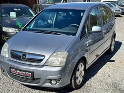 Grau Gebraucht 2007 Opel Meriva Cosmo Van / Kleinbus | 1.699 € (Fairer Preis)