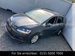 Grau Gebraucht 2022 VW Sharan Van / Kleinbus | 25.990 € (Guter Preis)
