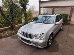 Silber Gebraucht 2005 Mercedes C220 Avantgarde Kombi | 1.700 € (Guter Preis)