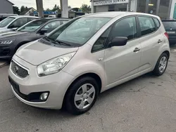 Silber Gebraucht 2010 Kia Venga Vision Kleinwagen | 4.450 € (Guter Preis)