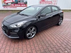 Schwarz Gebraucht 2016 Hyundai i30 Turbo Limousine | 12.000 € (Fairer Preis)