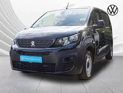 Schwarz (schwarz) Gebraucht 2023 Peugeot Partner Premium Van / Kleinbus | 18.240 € (Fairer Preis)