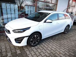 Lunarsilber Gebraucht 2024 Kia Ceed Sportswagon Spirit Kombi | 28.990 € (Etwas zu teuer)