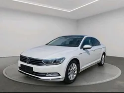 Weiß Gebraucht 2016 VW Passat Highline Limousine | 18.690 € (Fairer Preis)