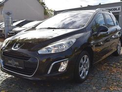Braun Gebraucht 2011 Peugeot 308 Allure Kombi | 8.900 €