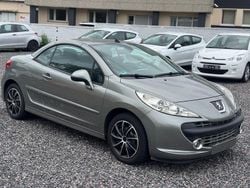 Grau Gebraucht 2008 Peugeot 207 CC Sport Cabrio | 999 € (Fairer Preis)