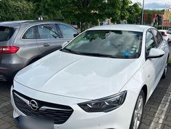Weiß Gebraucht 2020 Opel Insignia Business Limousine | 12.500 € (Guter Preis)