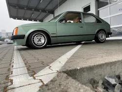 Grün Gebraucht 1982 Opel Kadett S | 9.850 €