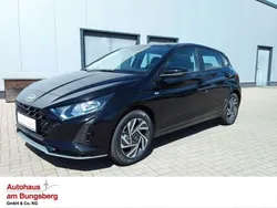 Schwarz Neu 2024 Hyundai i20 Trend Limousine | 21.490 € (Fairer Preis)