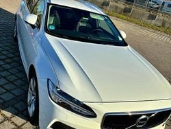 Weiß Gebraucht 2018 Volvo V90 Kombi | 17.850 € (Guter Preis)
