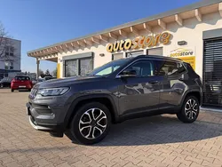 Grau Gebraucht 2022 Jeep Compass Limited SUV | 23.585 € (Fairer Preis)