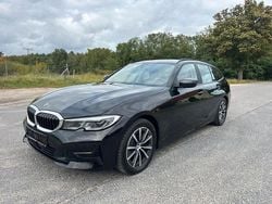 Schwarz Gebraucht 2021 BMW 320 Sport Line Kombi | 21.500 € (Superpreis)