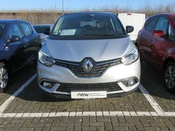 Silber Gebraucht 2017 Renault Scénic IV Intens Van / Kleinbus | 12.987 € (Etwas zu teuer)