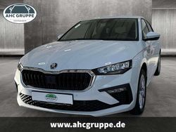 Moonweiss metallic Neu 2025 Skoda Scala Selection Kleinwagen | 25.990 € (Etwas zu teuer)