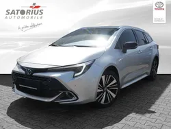 Silber Neu 2025 Toyota Corolla Kombi | 40.500 €
