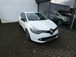 Weiß Gebraucht 2015 Renault Clio IV Luxe Kleinwagen | 8.500 € (Fairer Preis)