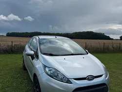 Silber Gebraucht 2012 Ford Fiesta Kleinwagen | 1.975 € (Guter Preis)