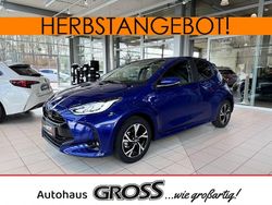 Blau Neu 2025 Toyota Yaris Hybrid Limousine | 24.848 € (Fairer Preis)