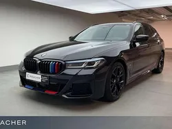 Saphirschwarz Gebraucht 2022 BMW 540 Sport Line Kombi | 48.990 € (Etwas zu teuer)
